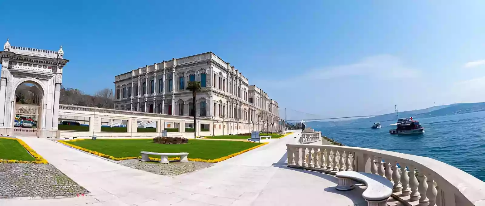 Çırağan Palace Kempinski Private Boat Transfer Istanbul